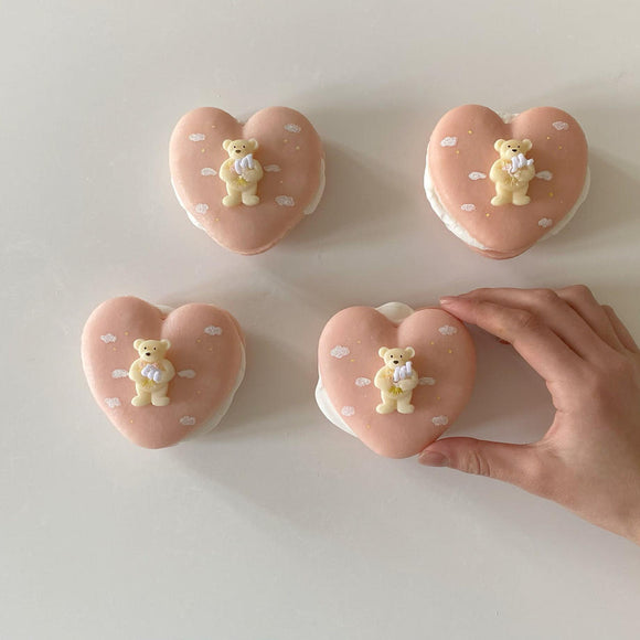 heart bear macaron